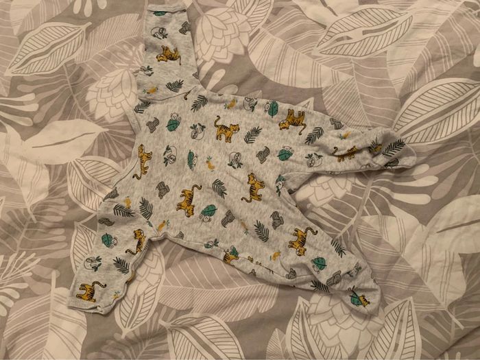 Pyjama grenouillère 1 mois - photo numéro 3