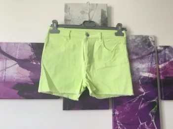 Short jaune clair H&M 12-13 ans