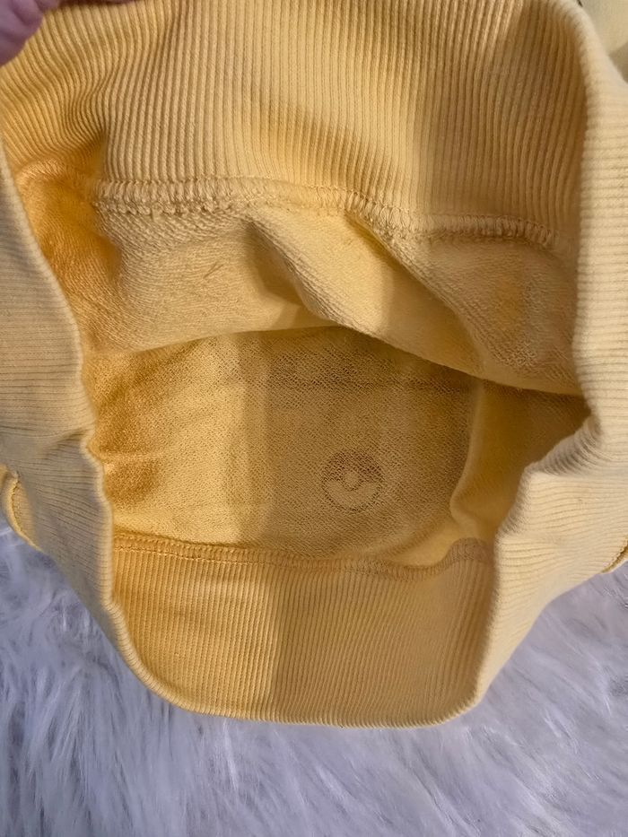 NEUF (non porté) 🏷😍🤩👌👌superbe sweat PIKACHU  mixte 9 ans 👌🤩😍 - photo numéro 3