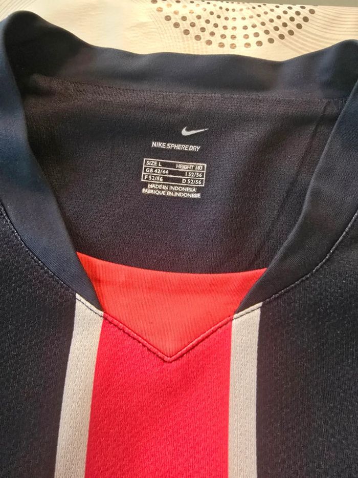 Maillot PSG 2014/15 Nike Taille L- Très bon état - photo numéro 2