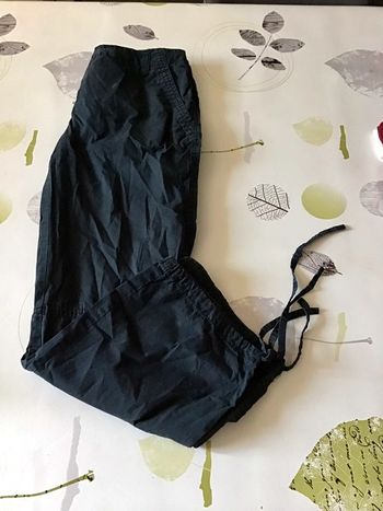 Pantacourt noir taille 38 marque Etam