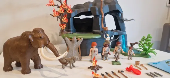 Playmobil "grotte préhistorique avec mammouth " - photo numéro 9