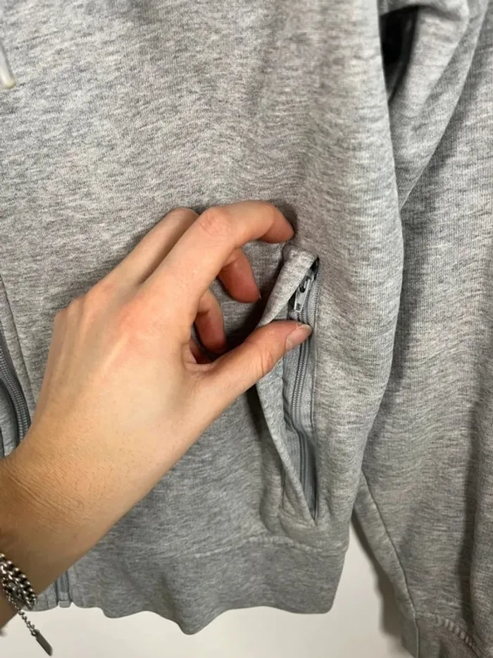 Sweat à capuche zippé gris Lacoste - photo numéro 2