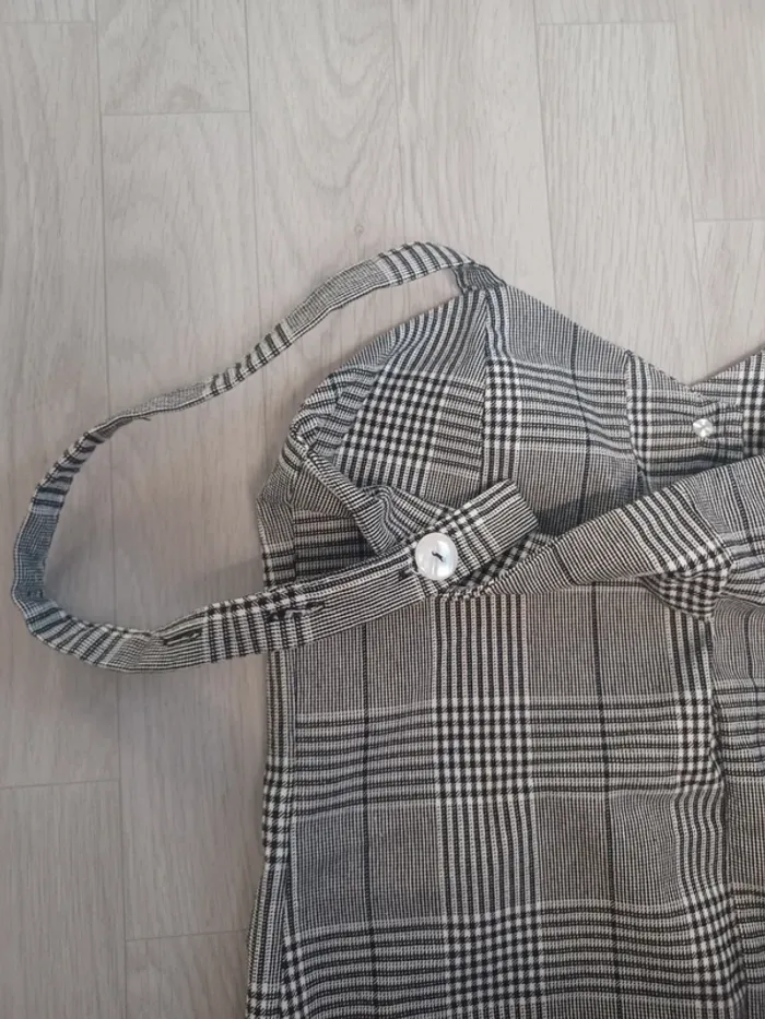 Mini robe à bouton - photo numéro 4