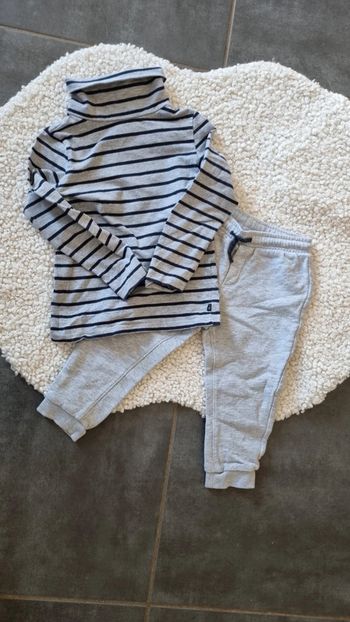 Haut tee shirt manches longues okaidi 24 m et pantalon Jogging sans marque