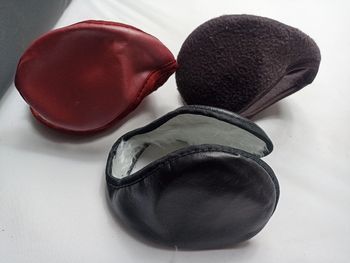 Lot 3 caches oreilles