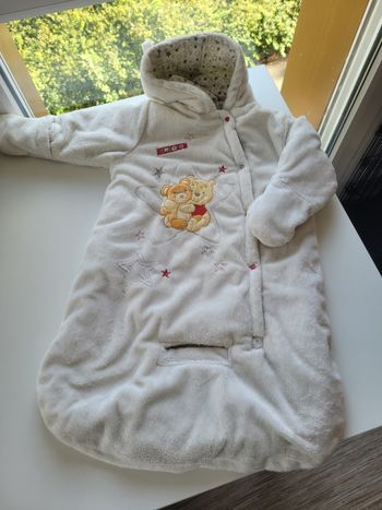 Nid d'ange winnie l'ourson