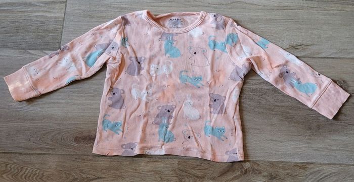 Pyjama léger taille 24 mois - photo numéro 2