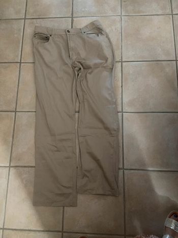 Pantalon beige, taille 44,soft grey