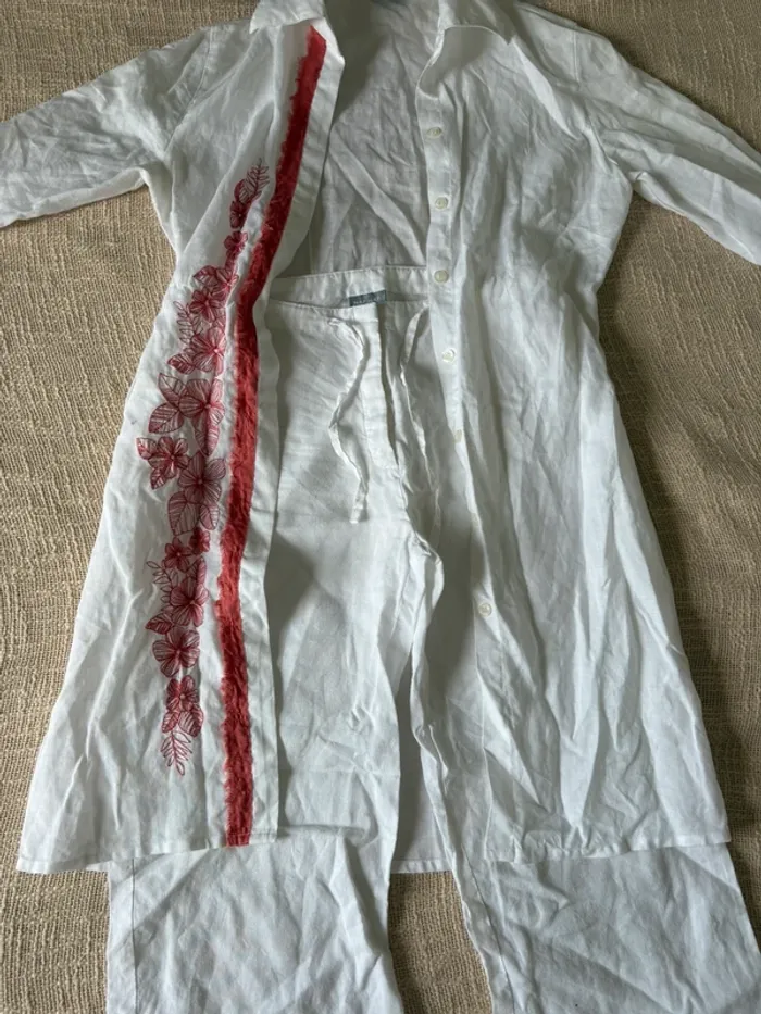 Lot Naf Naf Pantalon lin blanc chemise longue blanche et orange – Taille 38