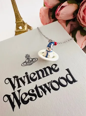 🛷Collier Vivienne Westwood bonhomme de neige – édition collector hivernale