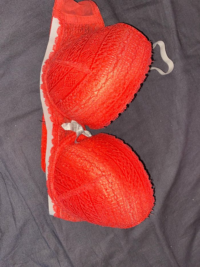 Soutien gorge - photo numéro 2