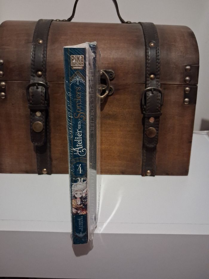 Manga L'atelier des Sorciers tome 4 collector édition limitée - photo numéro 4