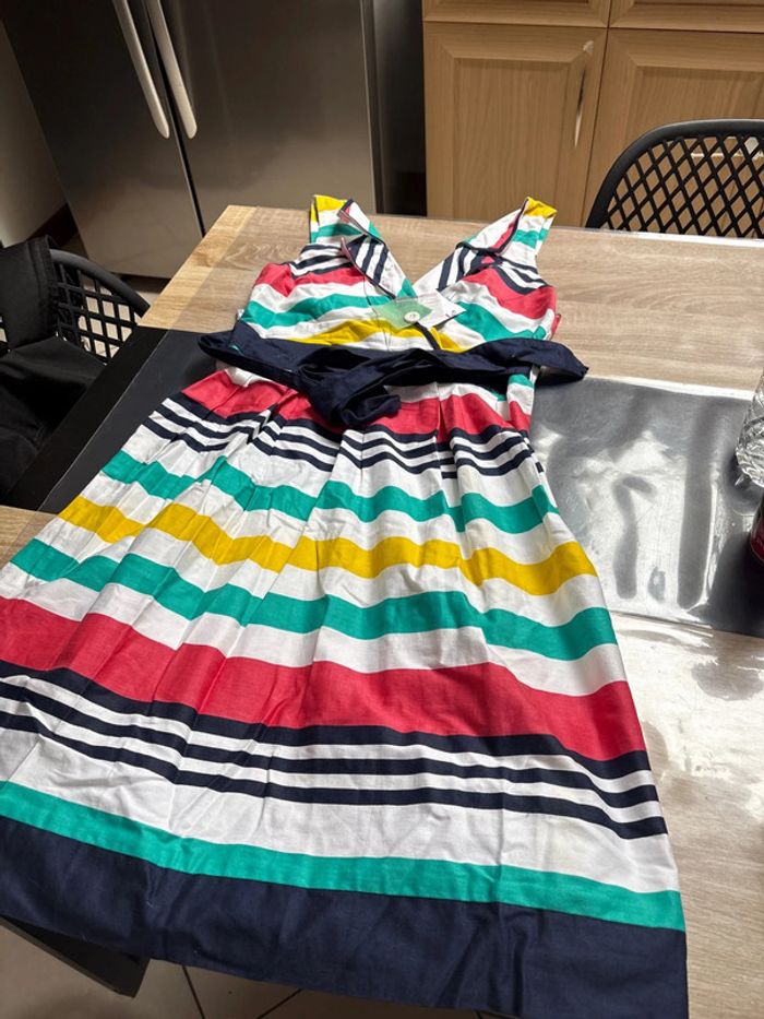 Robe neuve taille 40 - photo numéro 2