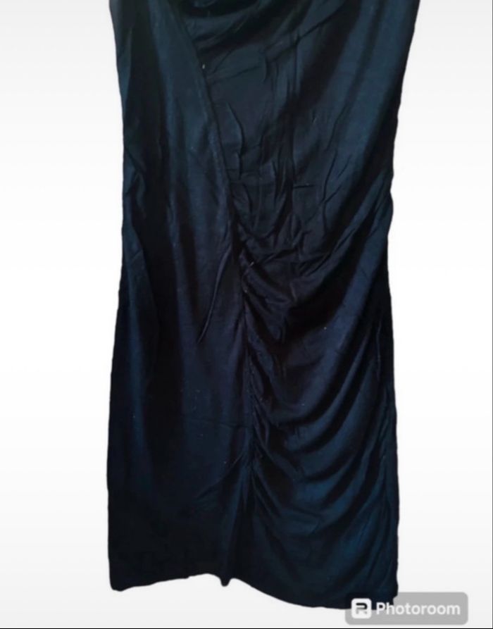 Petite robe noir taille S - photo numéro 4