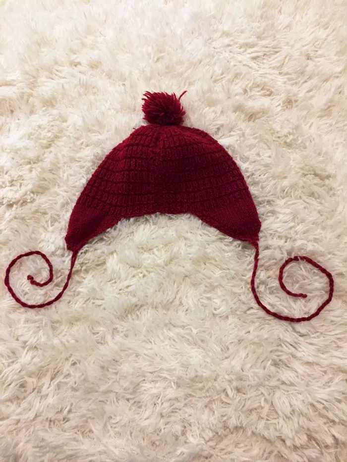 Bonnet style péruvien handmade couleur rouge- framboise