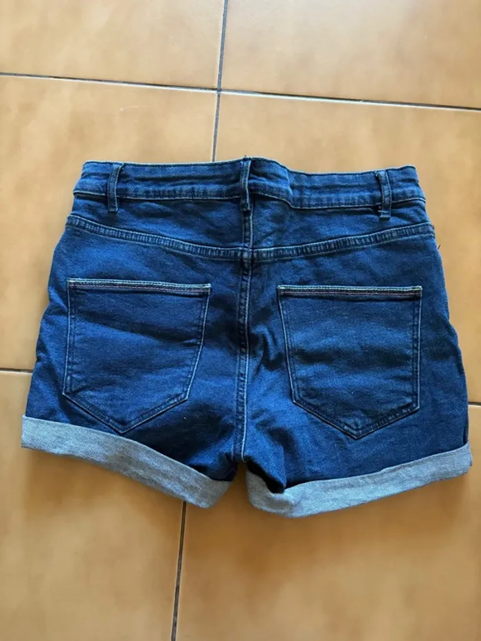 Short femme 34 - photo numéro 4