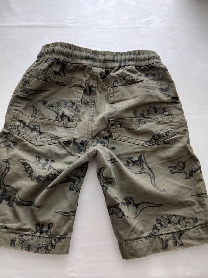 Short motif dinosaure - photo numéro 2