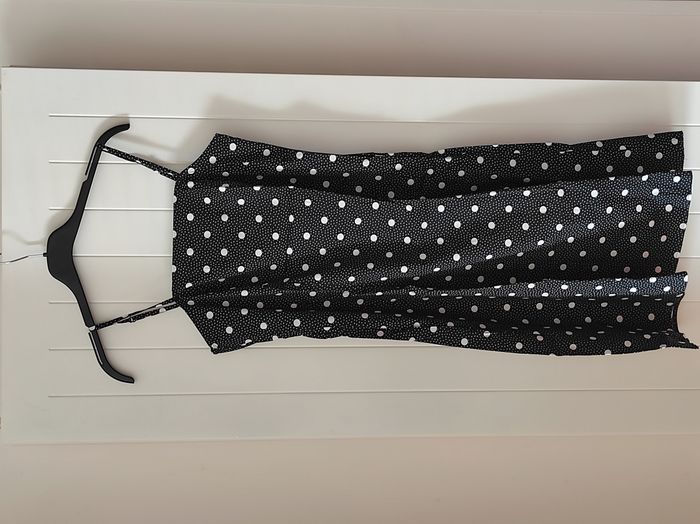 Robe sans manches à pois – Taille 38 – Très bon état - photo numéro 1