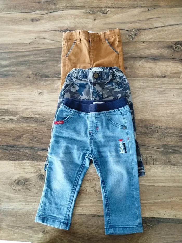 Lot 9 mois pantalons