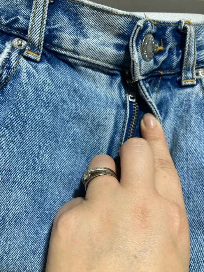 Mini short en jean taille haute Pull&Bear – Taille 34 - photo numéro 7