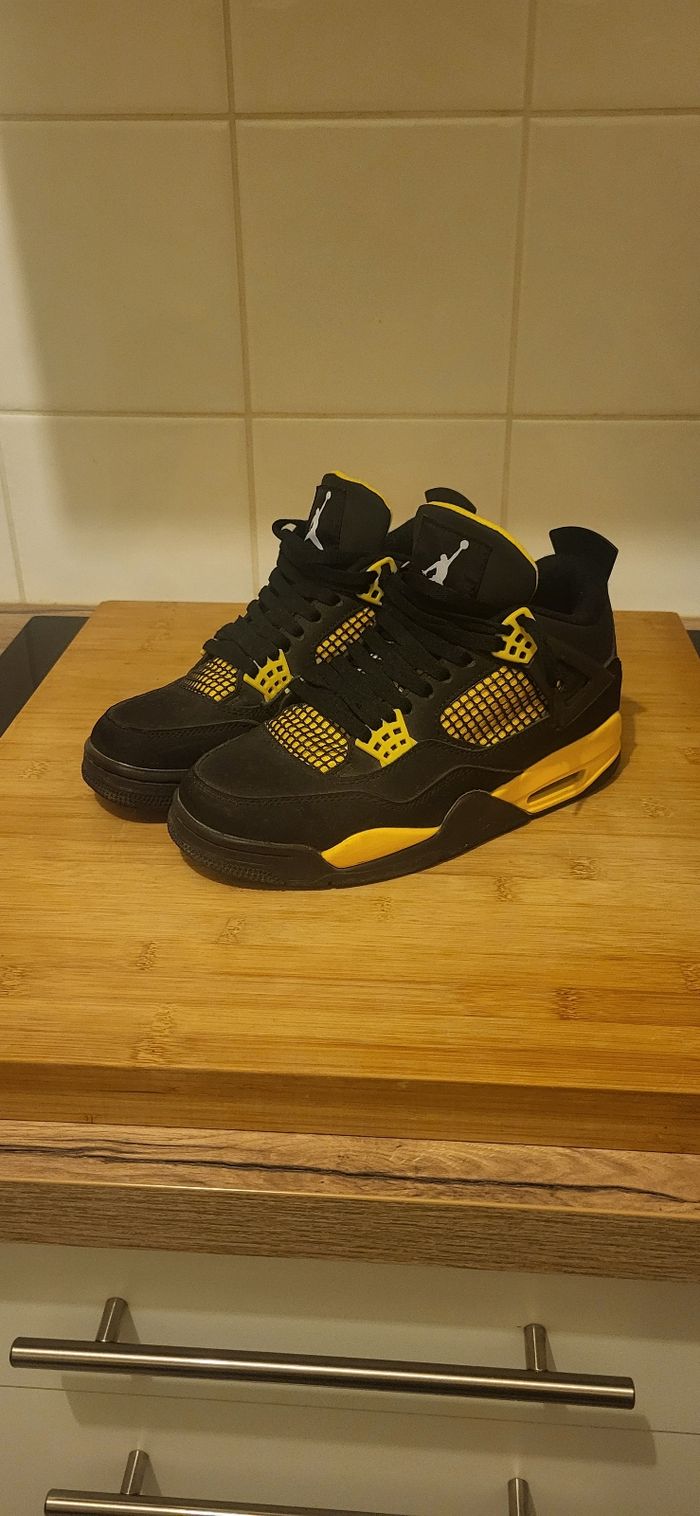 Jordan 4 thunder yellow - photo numéro 3