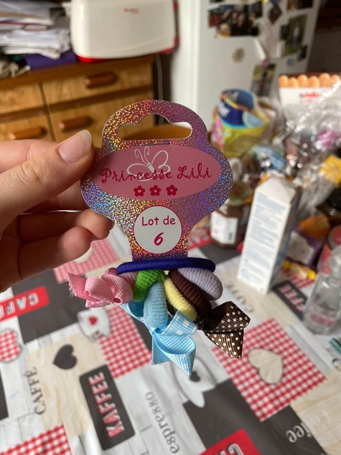 Accessoires pour les cheveux.