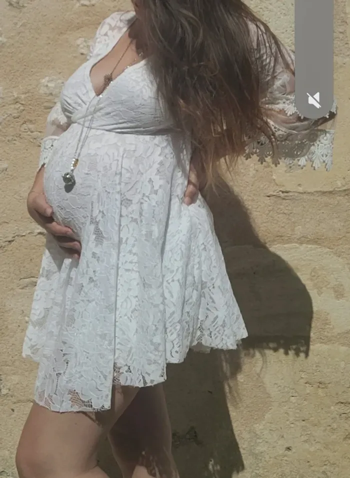 Robe dentelle blanche - photo numéro 2