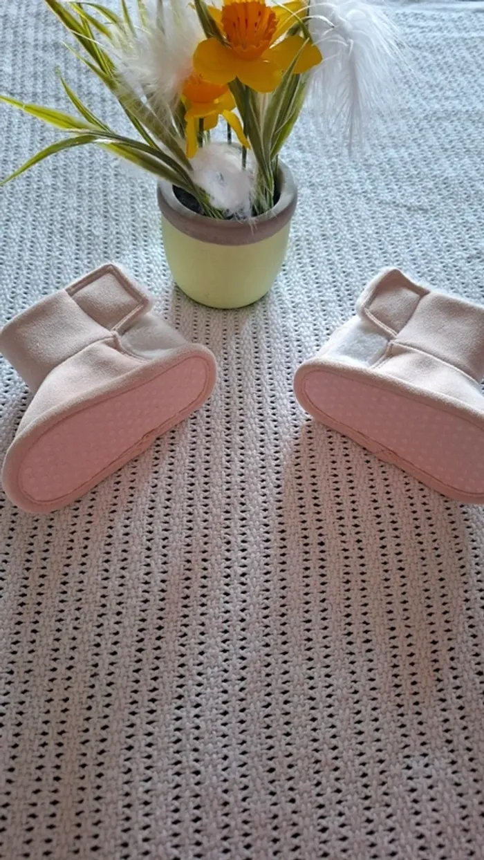 Chaussures Bébés 6-9Mois - photo numéro 3