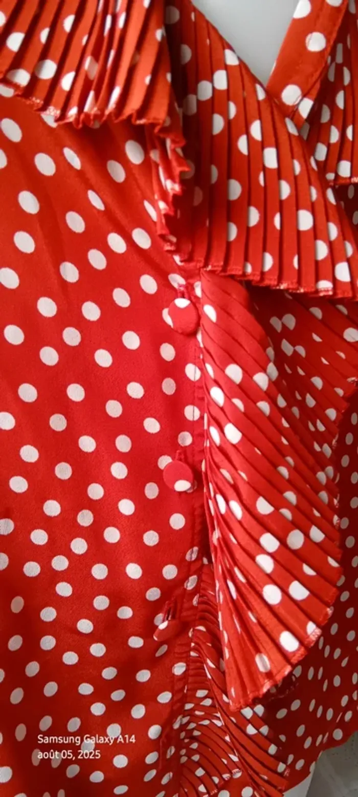 Blouse fluide à pois avec volants plissés manches longues pagodes rouge femme 40 flanelle Paris - photo numéro 11