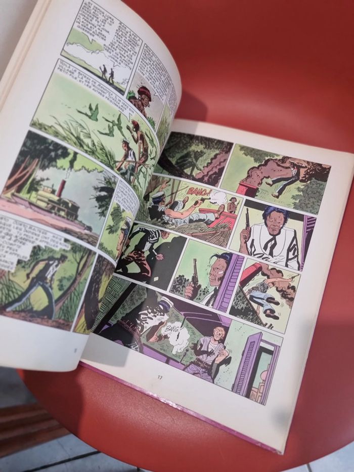 bd corto maltesse hugo Pratt l'ange à la fenêtre d'orient casterman 1975 - photo numéro 17