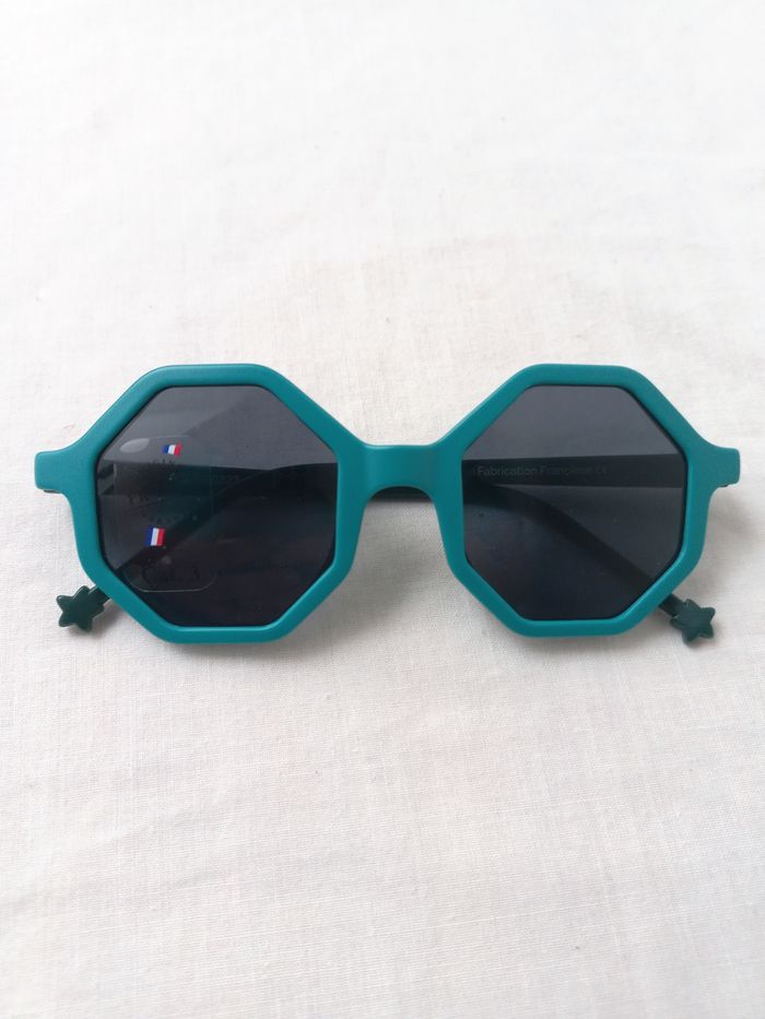 Lunettes de soleil enfants - photo numéro 2