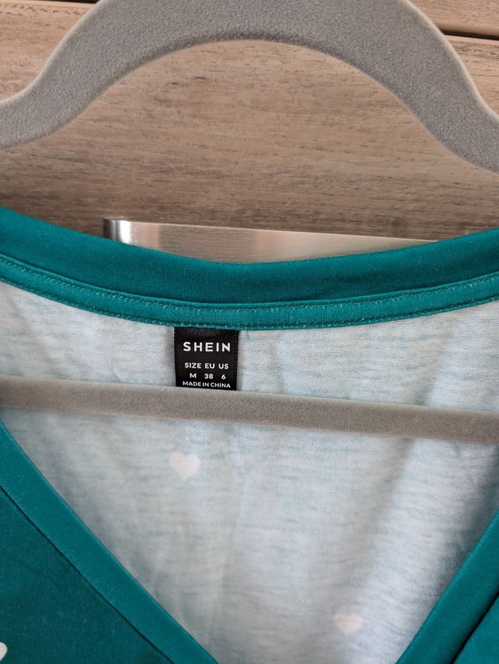 T-shirt à coeur Neuf jamais porté - photo numéro 4