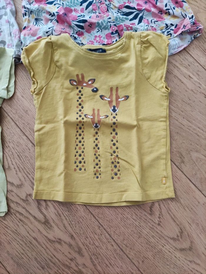 Lot t shirt 3 ans - photo numéro 5