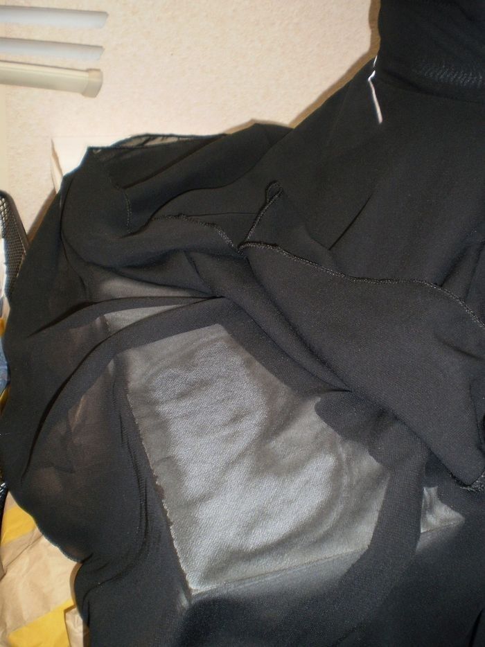 Robe noir t 16 ans ou t 36 femme - photo numéro 6