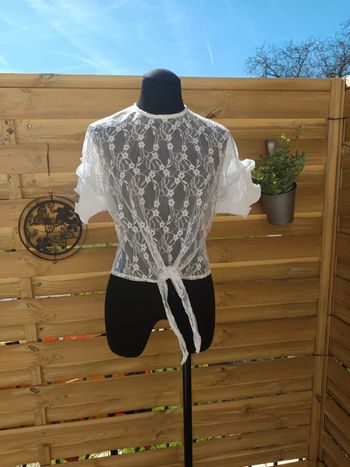 Haut dentelle Papillonne S/M