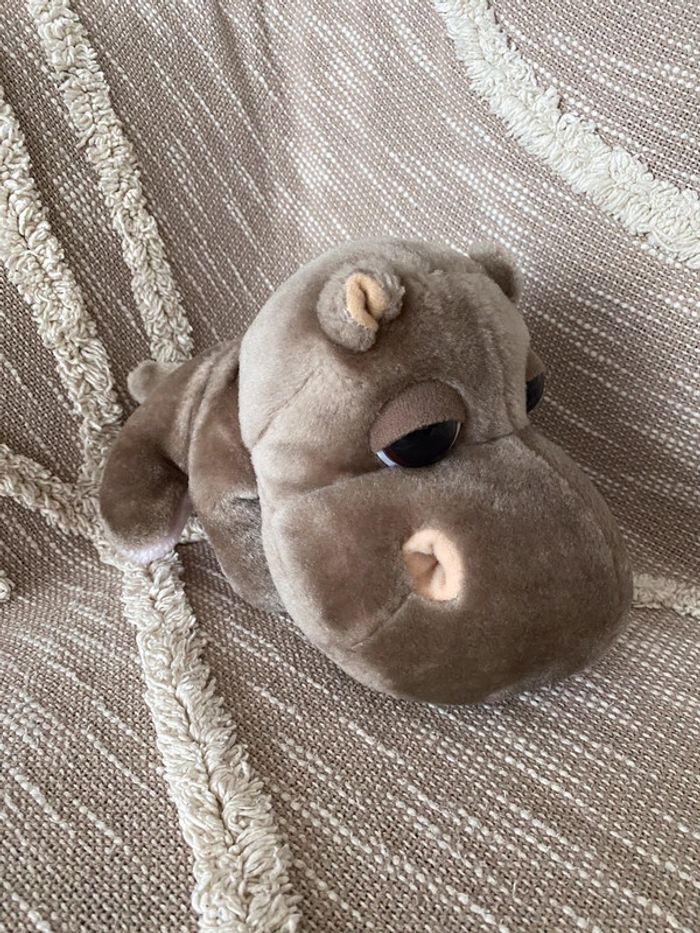 Peluche Doudou 27cm Big Headz hippopotame gros yeux gris marron très bon état - photo numéro 2