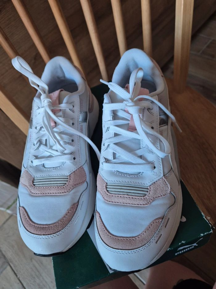 Baskets femme puma rose et blanche, pointure 38 - photo numéro 4