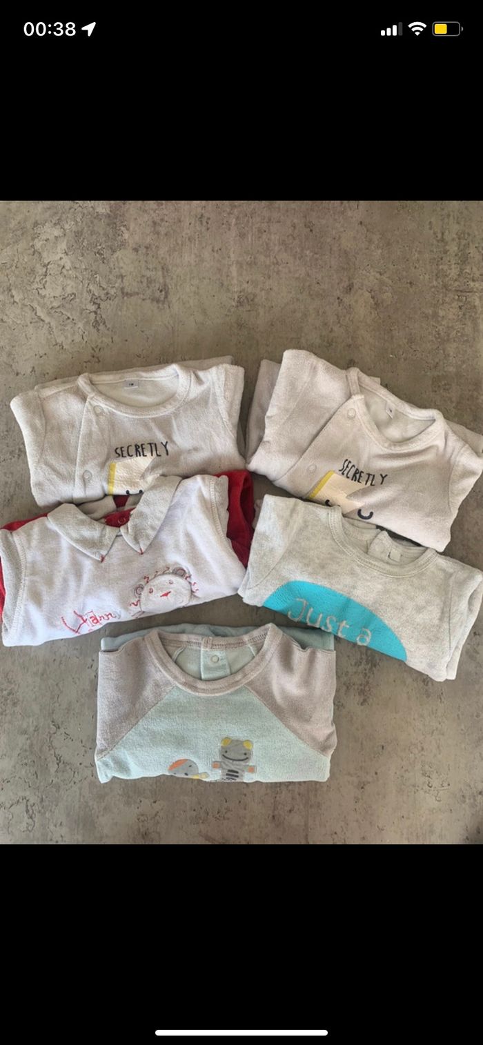 Lot pyjamas 1 mois