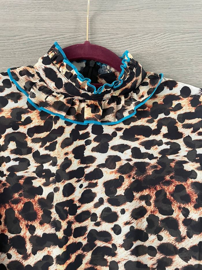 Superbe blouse léopard taille 40 - photo numéro 3