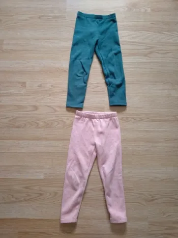 lot de 2 leggings molletonés. Kiabi. filles. taille 5 ans