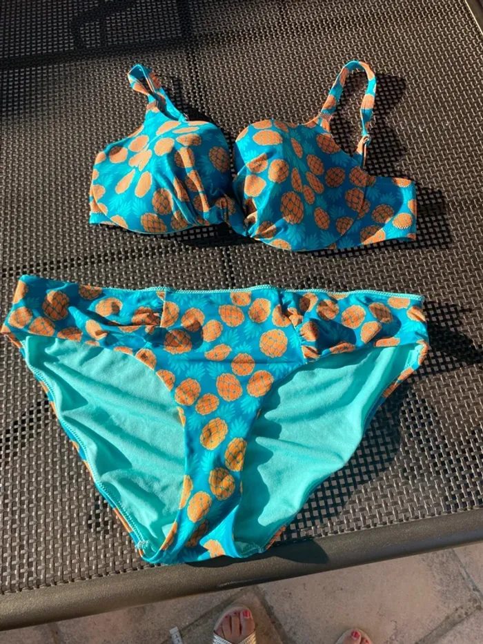 Magnifique Bikini Valege  XXL