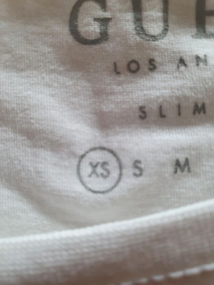 Tee-shirt Guess - photo numéro 3
