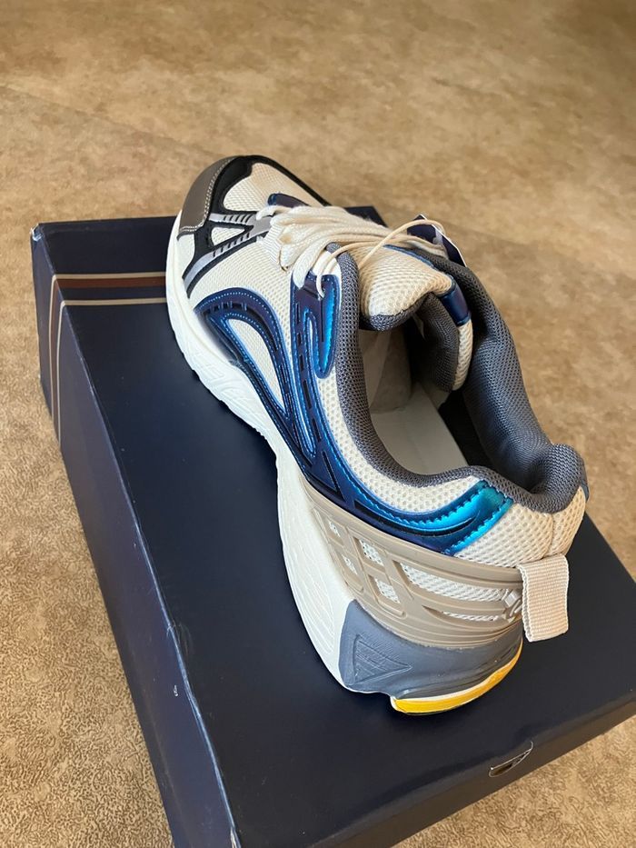 Baskets mixte taille 41 - photo numéro 3