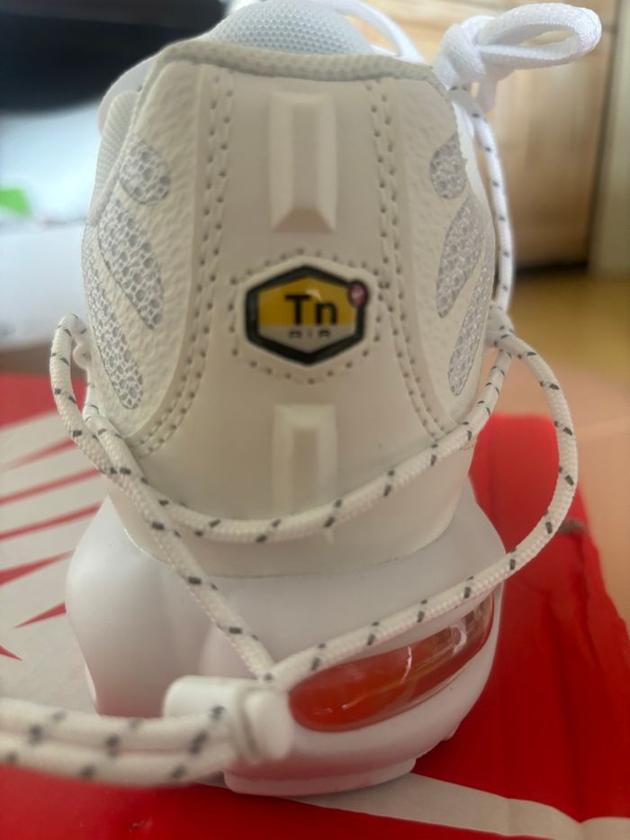 Paire de TN taille 40 - photo numéro 2