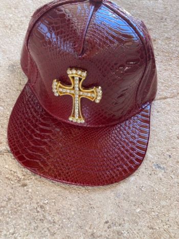 Casquette croix