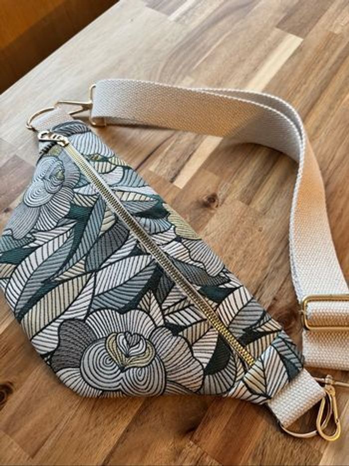 Sac banane en tissu jacquard