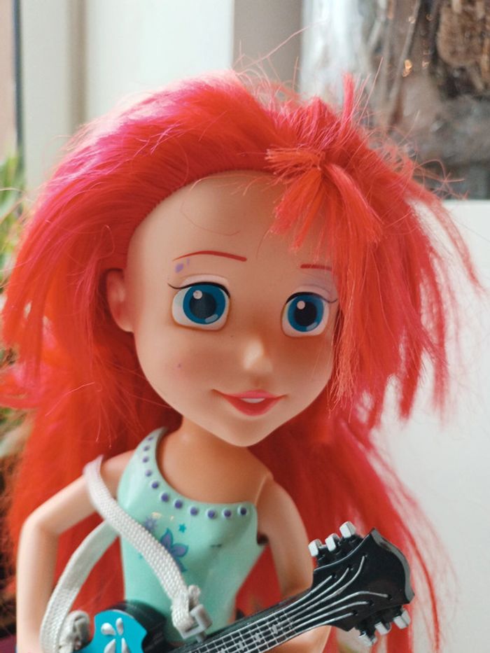 Disney poupée doll Ariel sirène mermaid lansay musical chante guitare pop dreamers talking singing - photo numéro 3