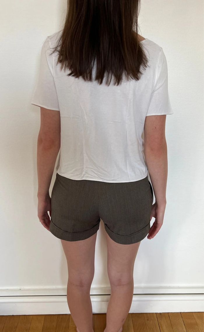 Short gris taupe Naf Naf taille 38 - photo numéro 5