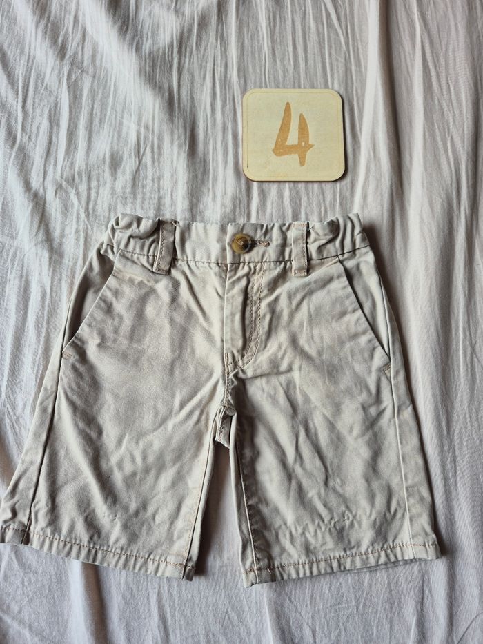 Short 4ans